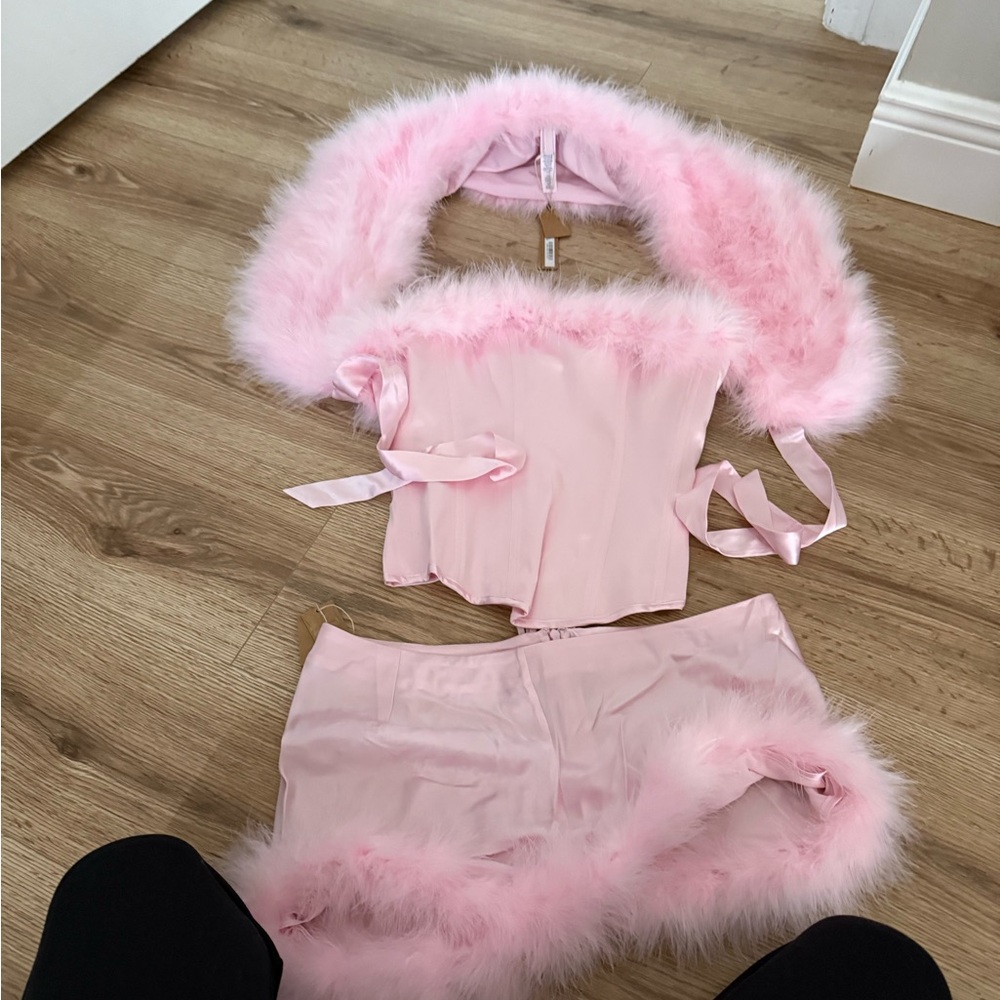 SKIMS Pink Satin Marabou Trim Bustier Set - Picture 1 of 8